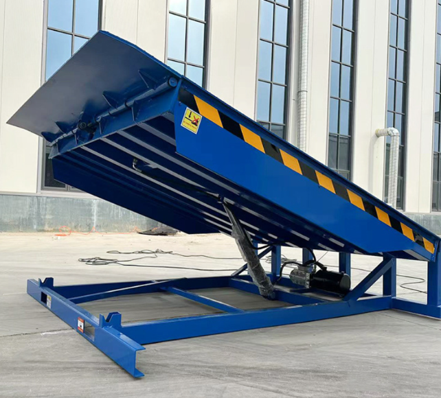 天门固定式登车桥应用