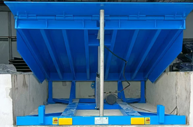 天门固定式登车桥应用